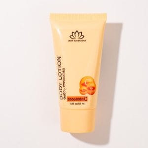 Vitamin C and hyaluronic after tanning